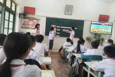 CÁC HOẠT ĐỘNG CHÀO MỪNG NGÀY NHÀ GIÁO VIỆT NAM TẠI TRƯỜNG TIỂU HỌC NAM ĐIỀN